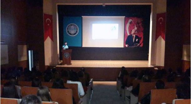 Balıkesir Üniversitesi`nde Fotoğraf Dijital Sanat Gösterisi