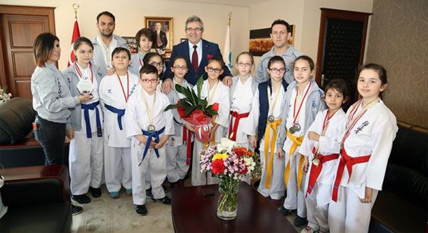 Bandırma Türkiye Şampiyonasında 11 Madalya Kazandı
