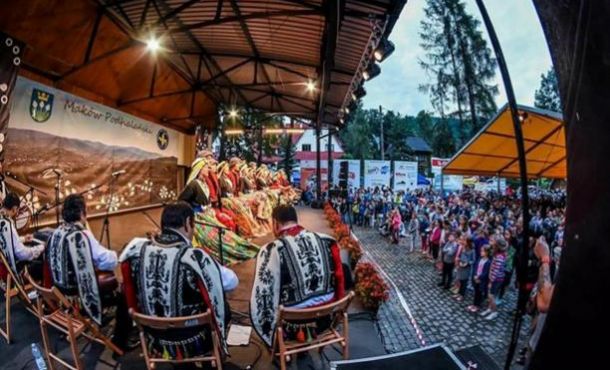 Nilüfer Halk Dansları Topluluğu’na Polonya’dan ödül