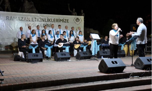 Türk Müziği Korosu Unutulmaz Bir Geceye İmza Attı