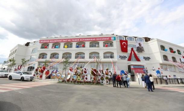 Türkiye’nin en modern huzurevi Nilüfer`de açıldı