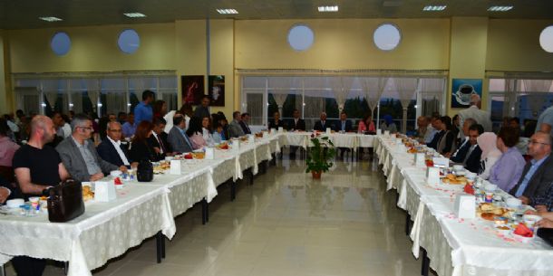 Balıkesir Üniversitesi Personeli İftarda Buluştu