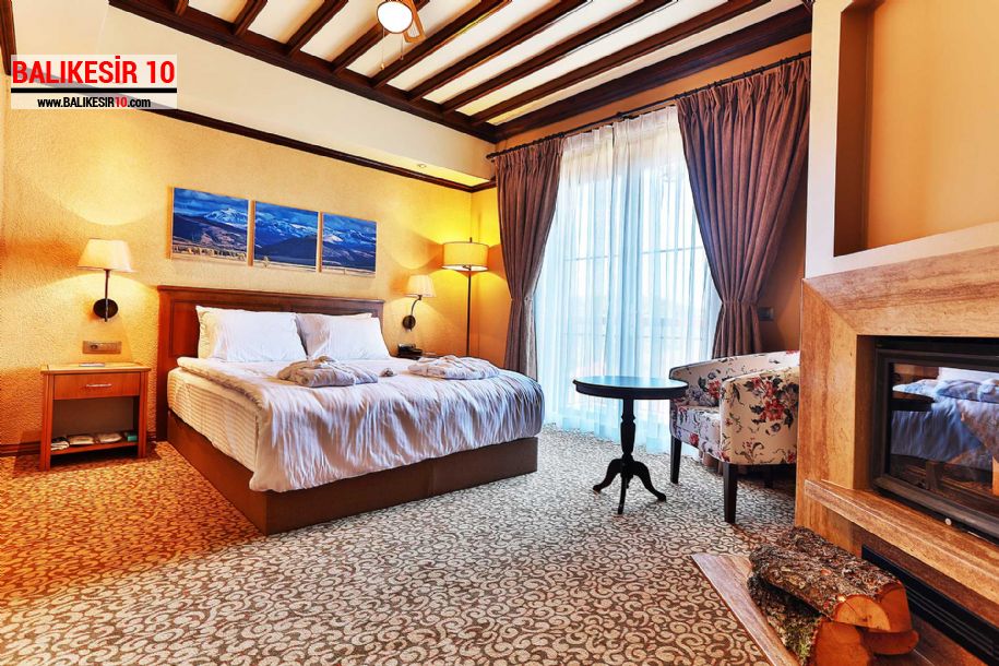 İda Taş Konak Otel Aile Odası