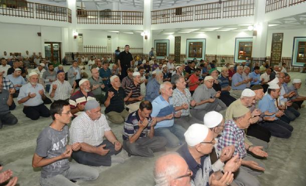 15 Temmuz Cumhuriyet Tarihinin En Büyük Mücadelesi