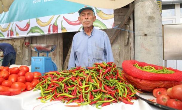 Acısıyla tatlısıyla Ürünlü biberi