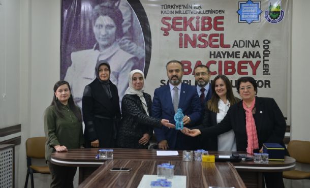 Aktaş Mecliste Öğrencileri Ağırladı