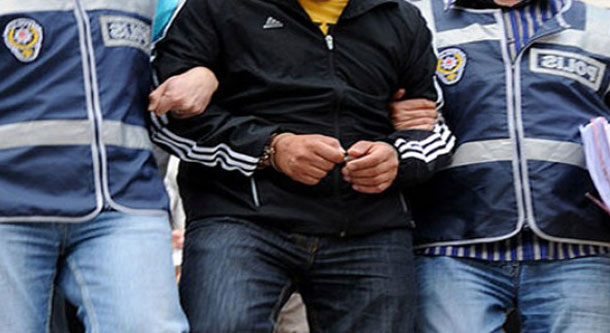 Balıkesir Edremit`te Tuvalet Deliğine Uyuşturucu Sakladılar