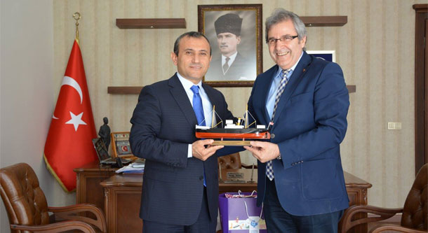 Bandırma Belediye Başkanı Kaymakamı Ziyaret Etti