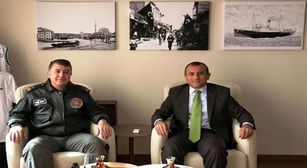 Bandırma Üs Komutanı Kaymakamı Ziyaret Etti