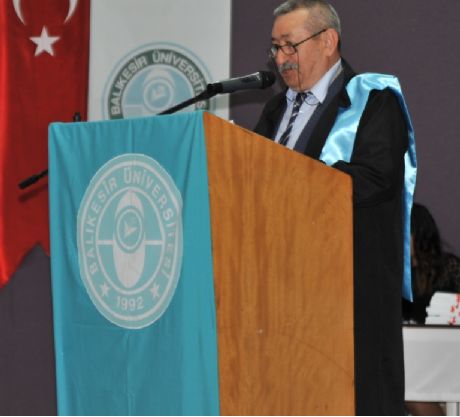 BAUN Burhaniye MYO`da Mezuniyet Heyecanı