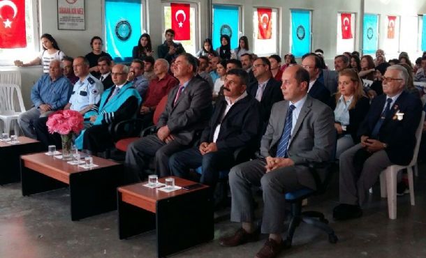 BAUN Savaştepe MYO`da Mezuniyet Mutluluğu