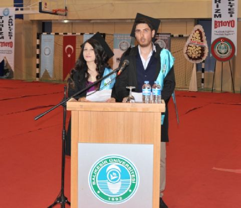 BAUN Turizm Fakültesinde Mezuniyet Coşkusu