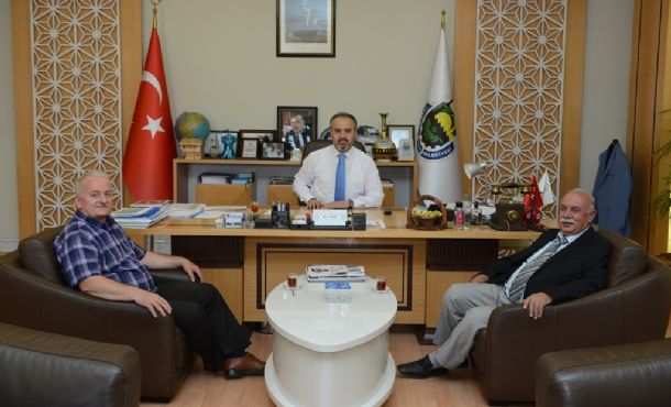 Belediyespor Basketbol Takımı Mehmet Sezen’e Emanet