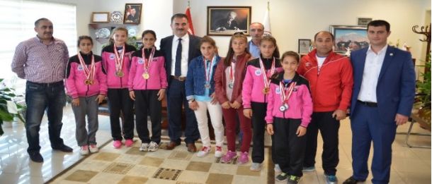 Belediyespor Bursa`yı Temsil Edecek
