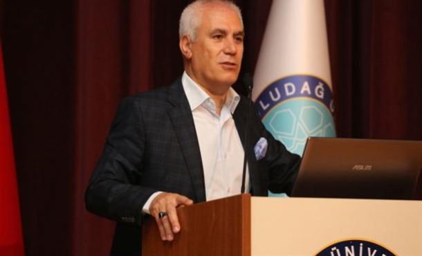 Bozbey: Gençlerin bizden ne beklediklerini bilmeliyiz