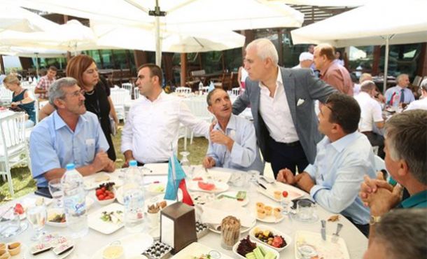 Bozbey Nilüferli muhtarlarla buluştu