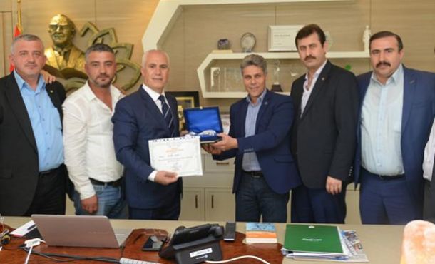 Bozbey: Odaya kayıt olmayan berberlere ruhsat vermeyeceğiz