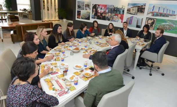 Bozbey: Yüzde yüz memnuniyet için katılımcı anlayış şart