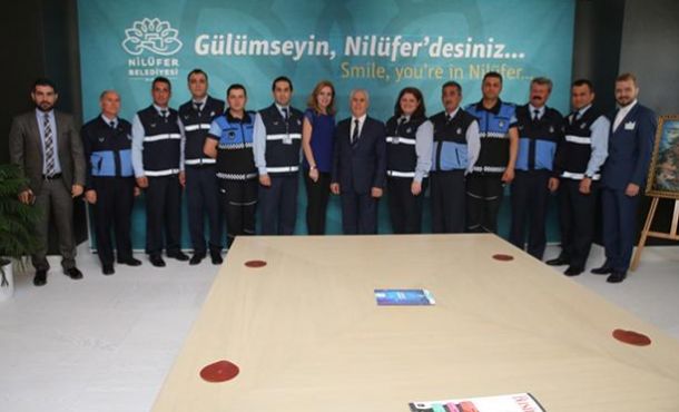 Bozbey’den zabıta personeline: Herkese eşit mesafede olun