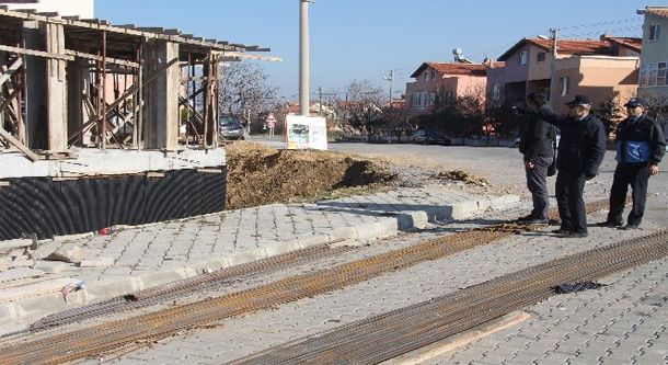 Burhaniye İmar Müdürlüğü Kaçak Yapılaşmayı Affetmiyor