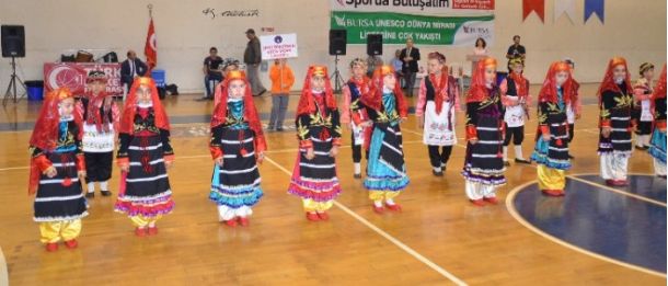 Bursa Gemlik`te 23 Nisan Kutlanıyor