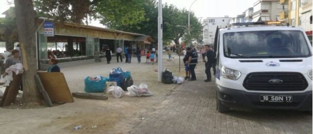 Büyükşehir ve Gemlik Zabıtası Sahillerde
