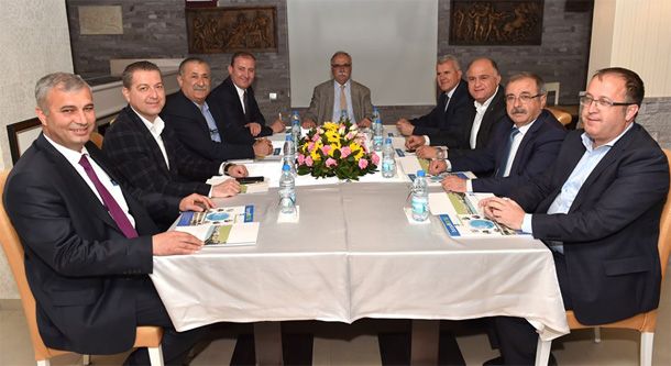 Çanakkale`de CHP`li Belediye Başkanları Aylık Toplantıda Buluştu
