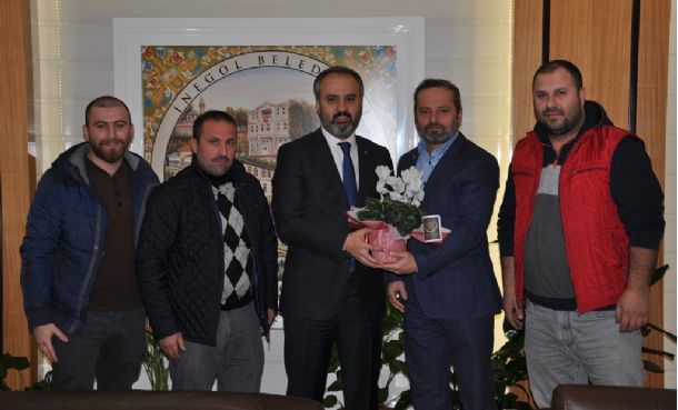 Çimen Camii Huzur Evine Dualarla Veda Etti