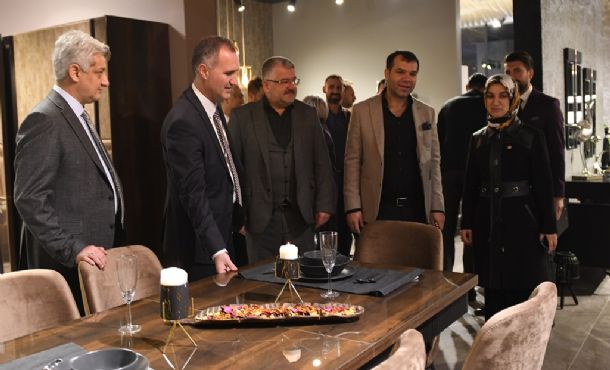 Çocuk Sanat Atölyesinde Sertifika Heyecanı