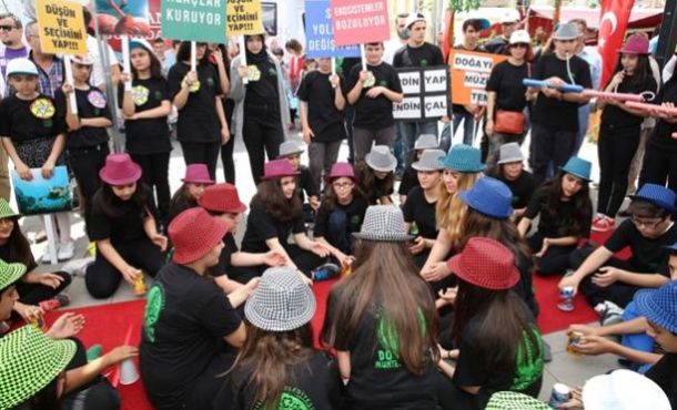 Çocuklar Nilüfer’den dünyaya çevre mesajı verdi