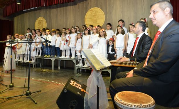 Çocuklara 23 Nisan Bayram Şekeri