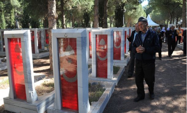 Dipsizgöl Ürün Toplama Merkezine Coşkulu Açılış