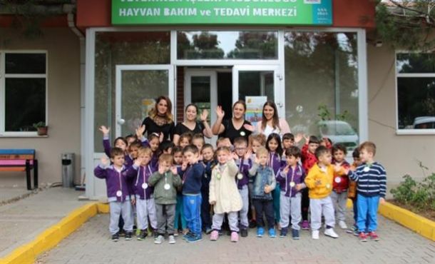 Dünya Hayvan Hakları Günü’nde anlamlı ziyaret