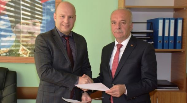Dursunbey’de Kanser Taraması Yaptıran Kadınlara Sosyal Tesis Ayrıcalığı