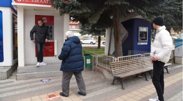 Dursunbey’de Sosyal Mesafe Noktası Uygulaması