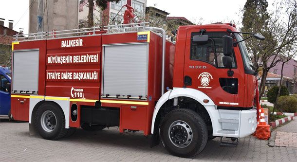 Dursunbey`e Yeni İtfaiye Aracı Daha Geldi