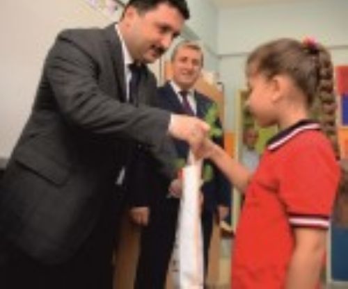 FİDANLARIYLA BİRLİKTE BÜYÜYECEKLER