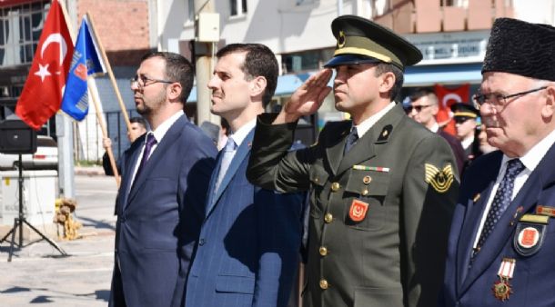 Gaziler Günü Dursunbey`de Kutlandı