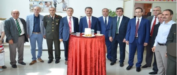 Gemlik`te Kadir Gecesi Coşkusu