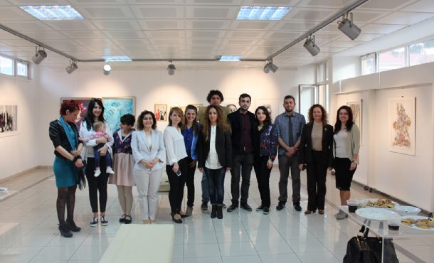 Güzel Sanatlar Fakültesi Akademisyenlerinden Dünya Sanat Gününde Özel Sergi