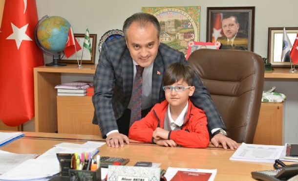 İnegöl Belediyesi Çocuk Korosu’ndan Muhteşem Konser