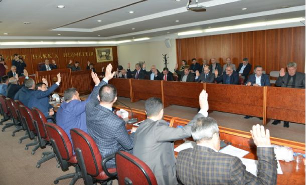 İnegöl Belediyesinden Geleneksel Helva İkramı