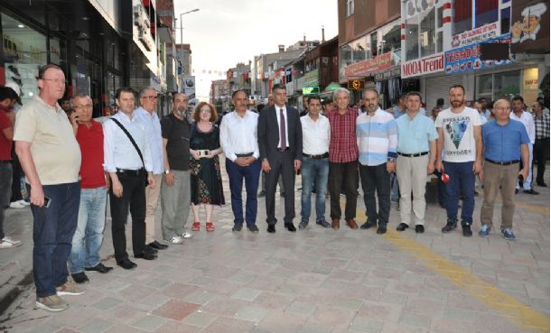 İnternet Kafeler Mercek Altında