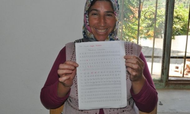 Kadınlar İstedi, Okuma-yazma Kursları Açıldı