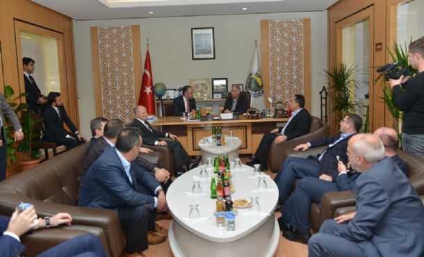 Karagöz Kitap Okuyor Çocuklar İle Buluştu