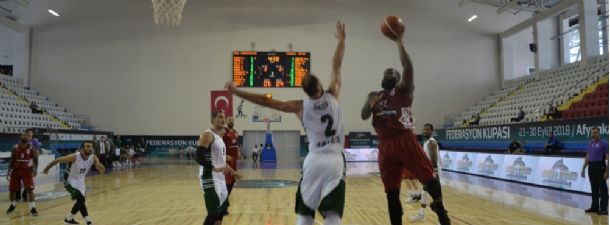 Karesispor kazandı ama yetmedi