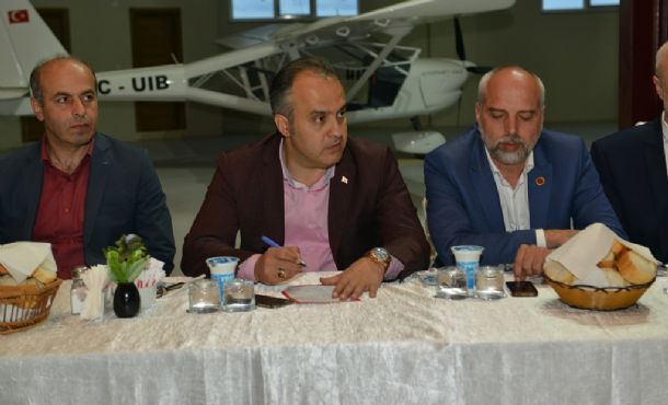 Konteynerlar Dezenfekte Ediliyor