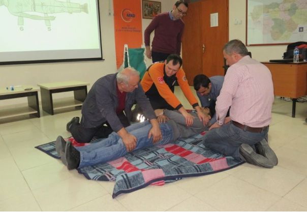Miniklerden Aktaş’a Kandil Ziyareti
