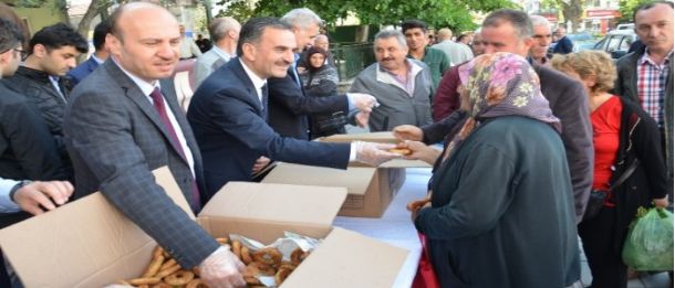 Miraç Kandilinde De Gelenek Bozulmadı
