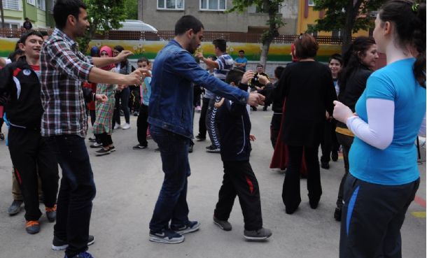 NEF ve KYK Bandırma Yurdundan Ortak Sosyal Sorumluluk Projesi